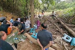 冰火两重天！湖人19分领先遭蚕食 国王次节发威半场反超15分